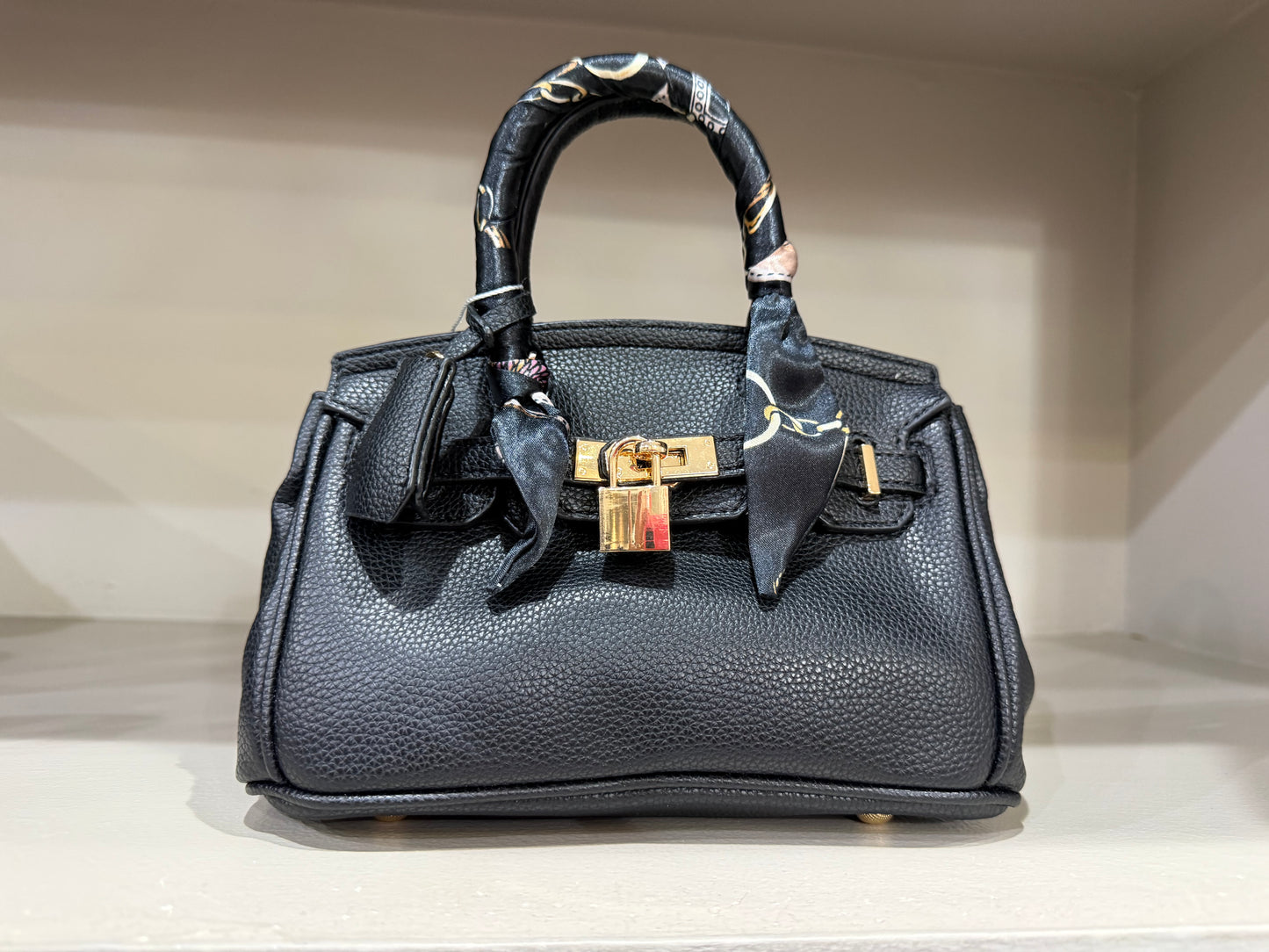 Borsa Helma