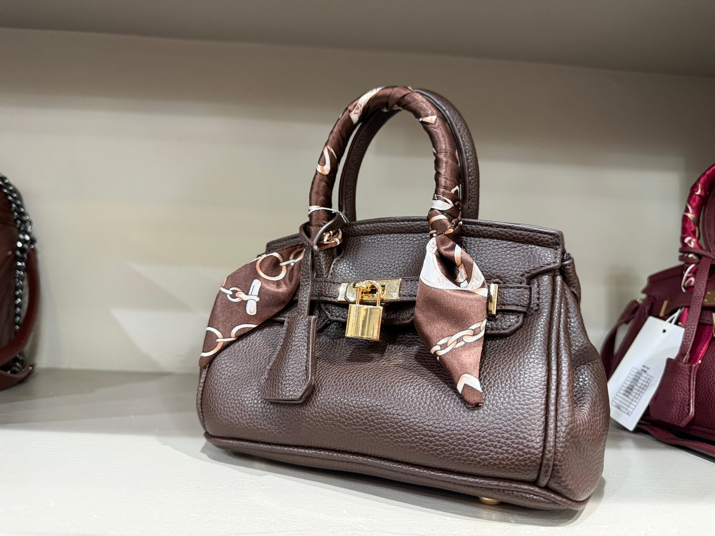 Borsa Helma