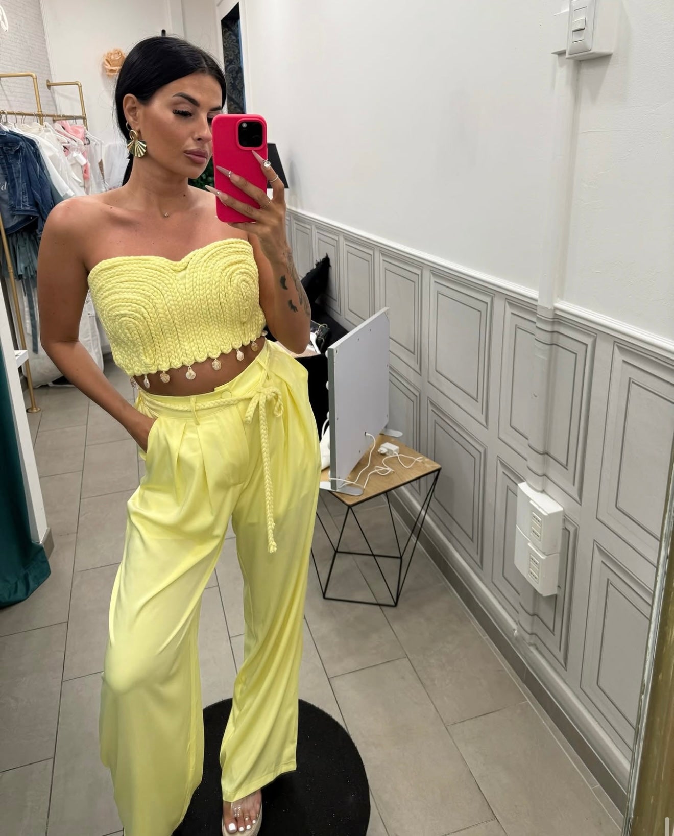 Completo Yellow
