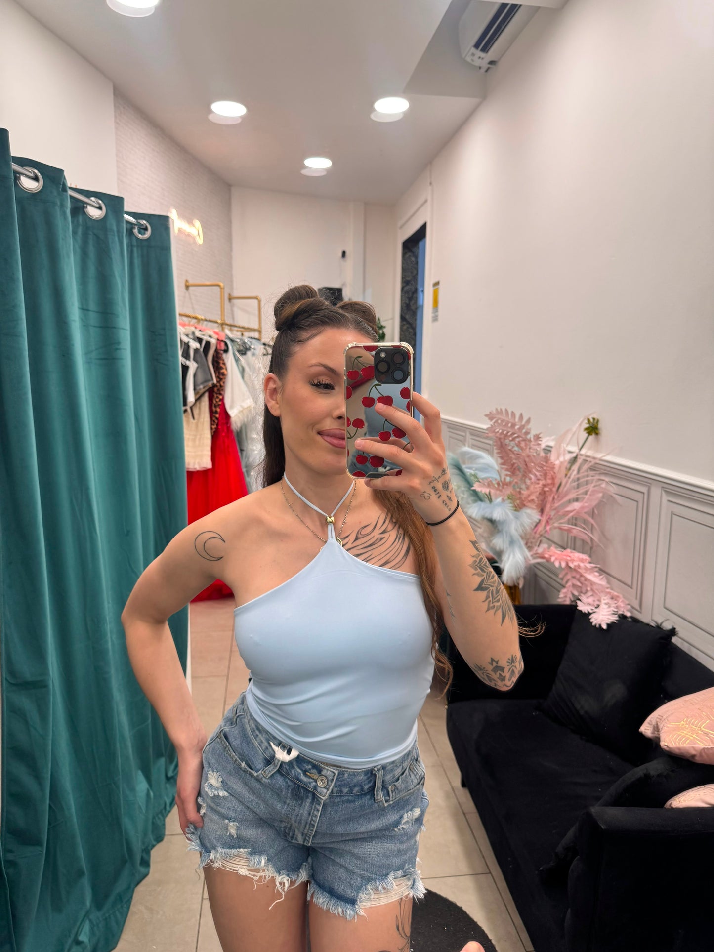 Top Linda