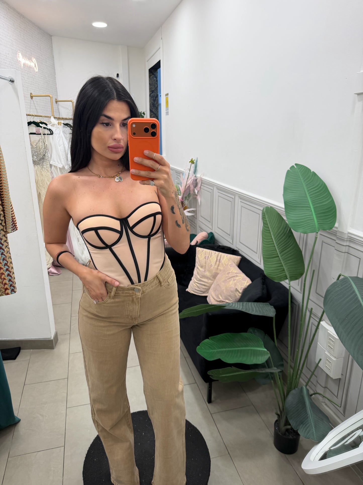 Top Lavinia