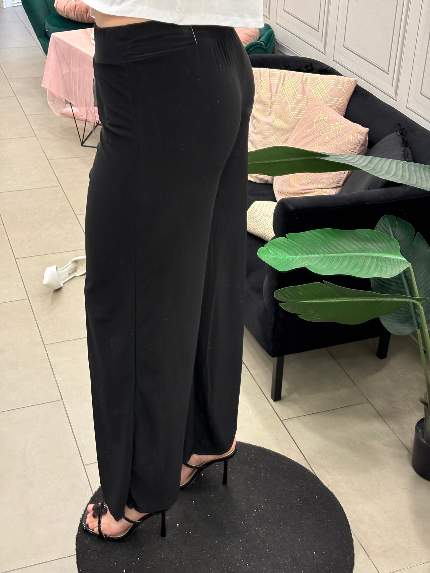 Pantalone Mary